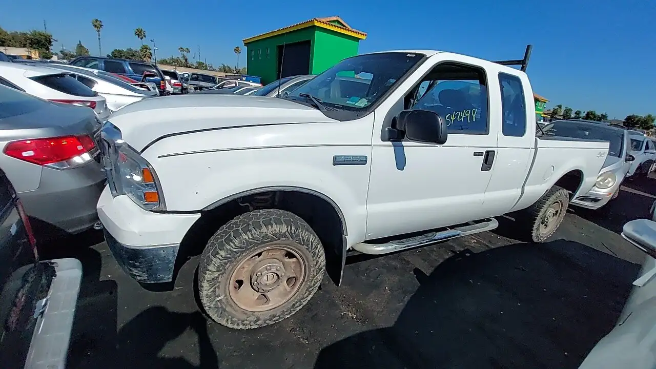 Photo of 2005 Ford F-250 Super Duty