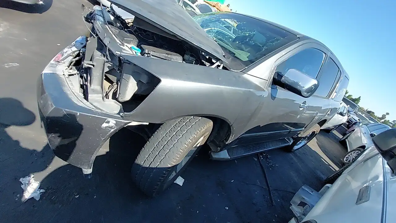 Photo of 2004 Nissan Pathfinder Armada