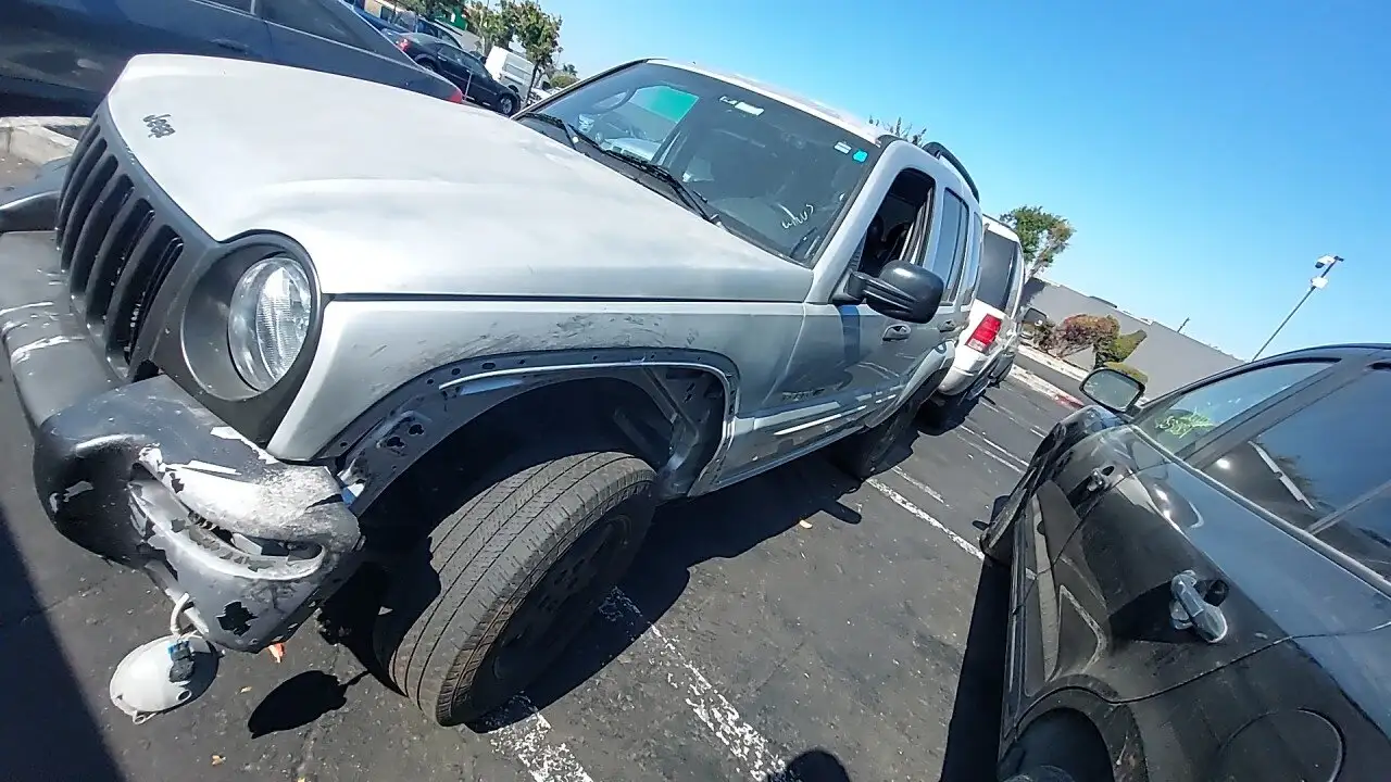 Photo of 2003 Jeep Liberty