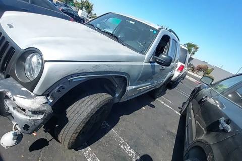 Photo of 2003 Jeep Liberty