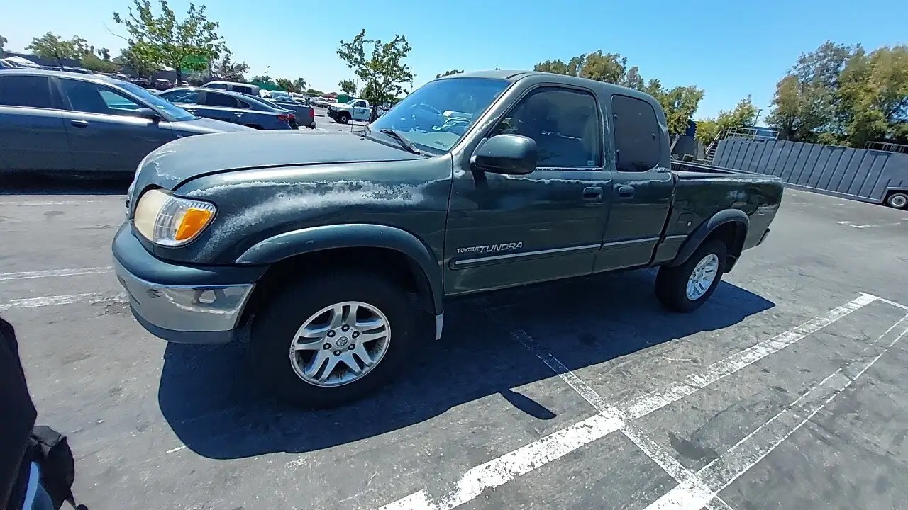 Photo of 2000 Toyota Tundra