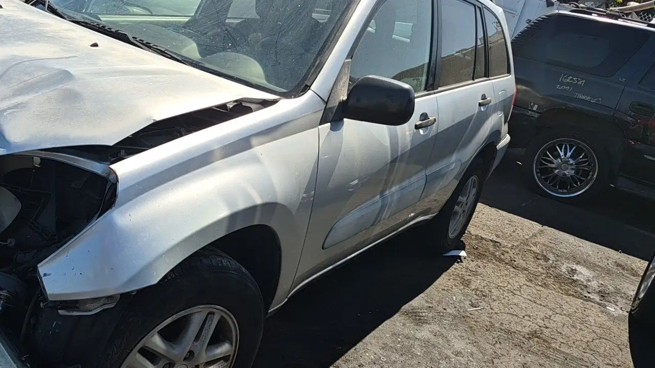 Photo of 2001 Toyota Rav4