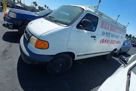 Photo of 2002 Dodge Ram 2500 Van