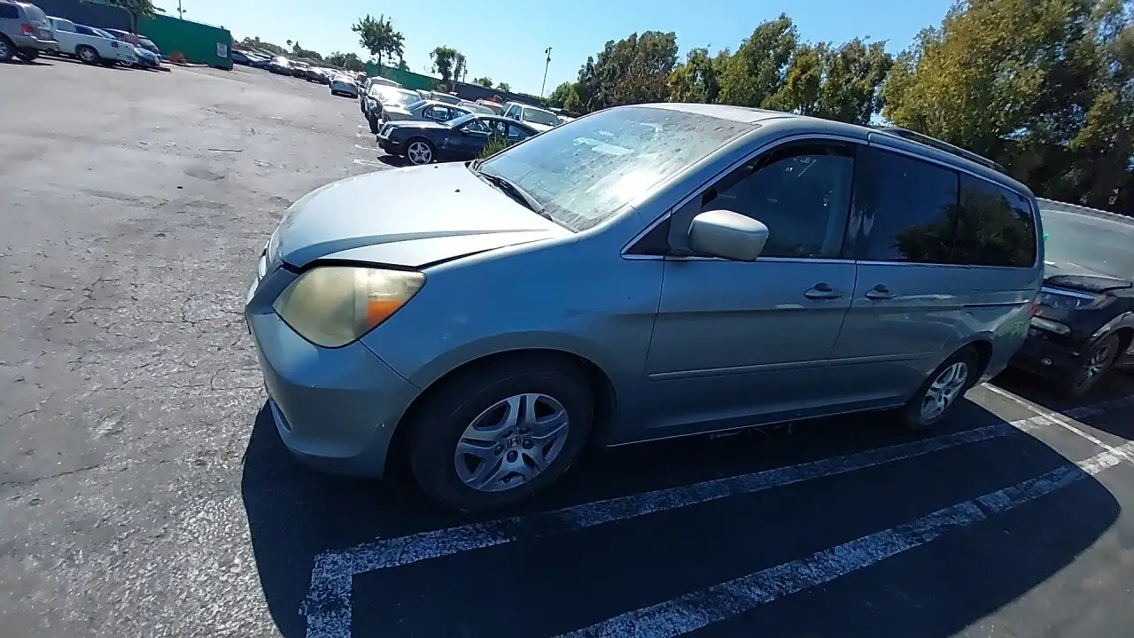 Photo of 2005 Honda Odyssey