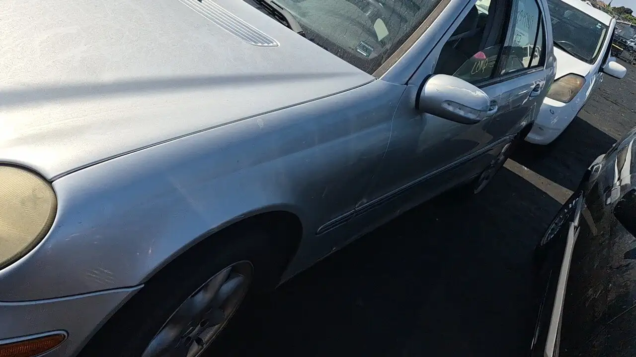 Photo of 2004 Mercedes-Benz C320