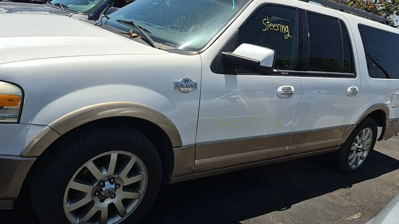 Photo of 2012 Ford Expedition