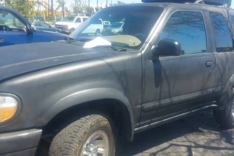Photo of 1999 Ford Explorer