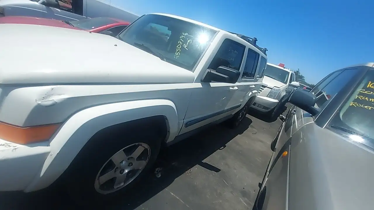 Photo of 2009 Jeep Commander