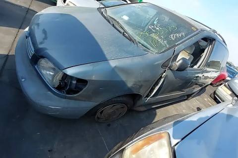 Photo of 2000 Toyota Sienna