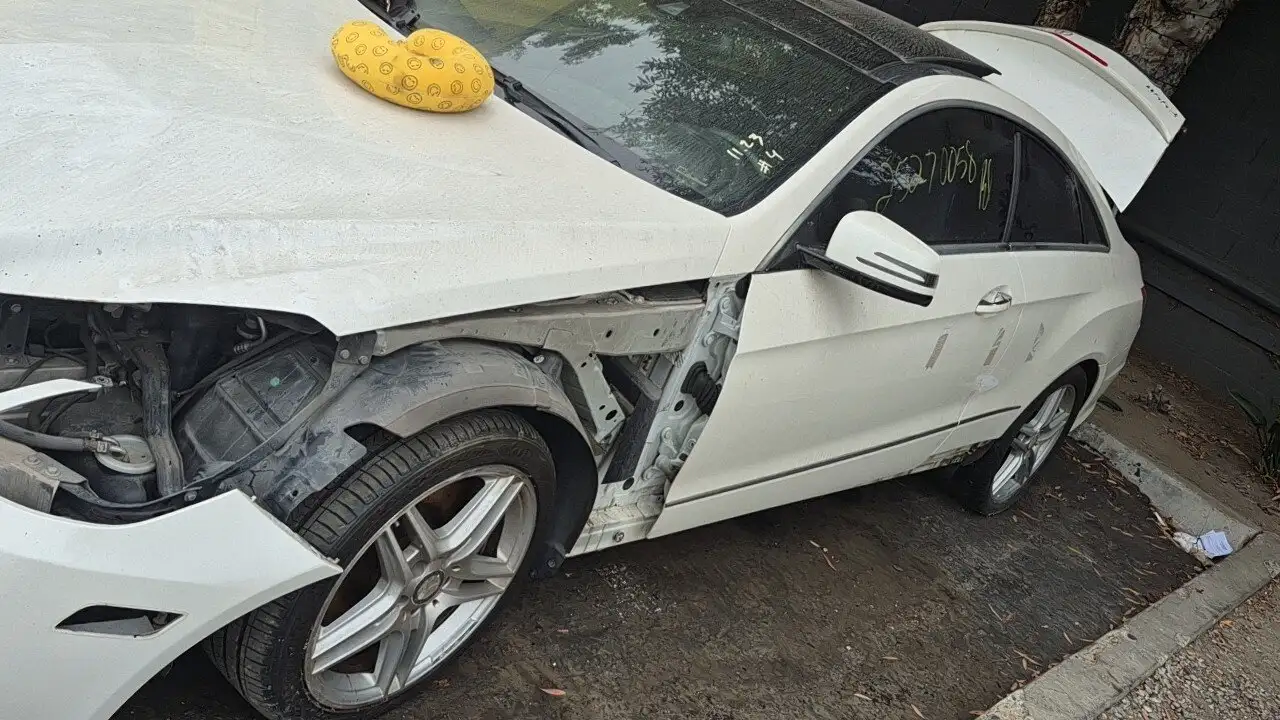Photo of 2012 Mercedes-Benz E550