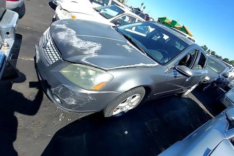 Photo of 2005 Nissan Altima