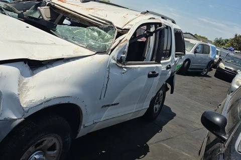 Photo of 2002 Ford Explorer