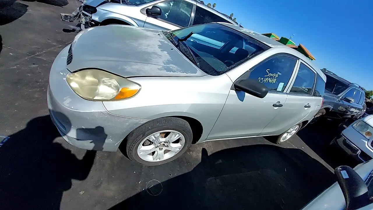 Photo of 2004 Toyota Matrix