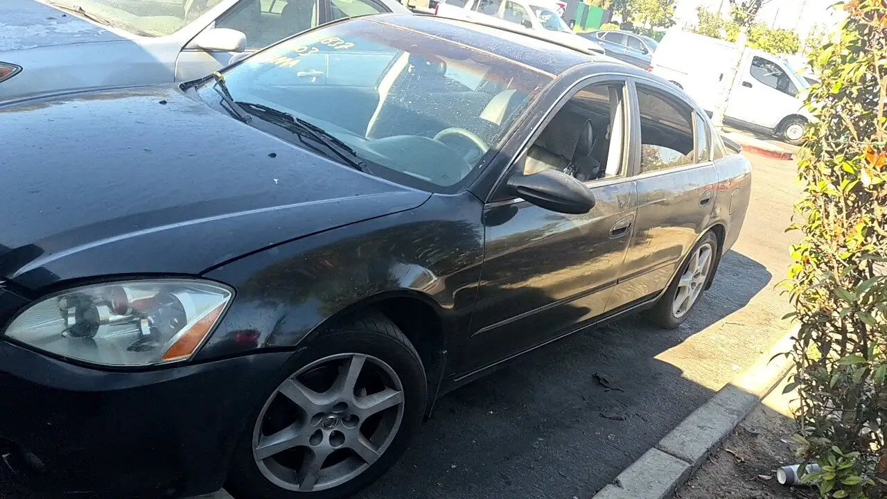 Photo of 2003 Nissan Altima