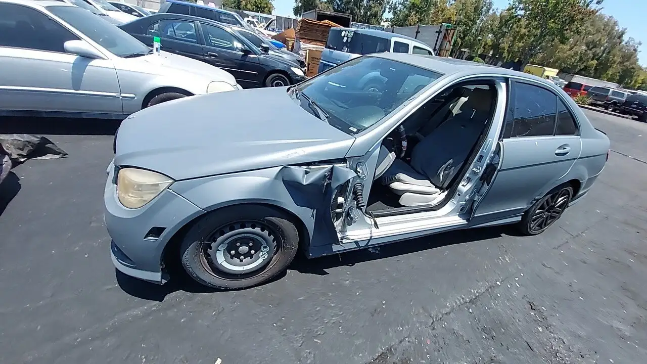 Photo of 2009 Mercedes-Benz C300