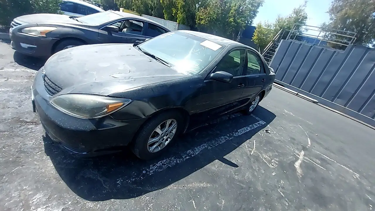 Photo of 2004 Toyota Camry