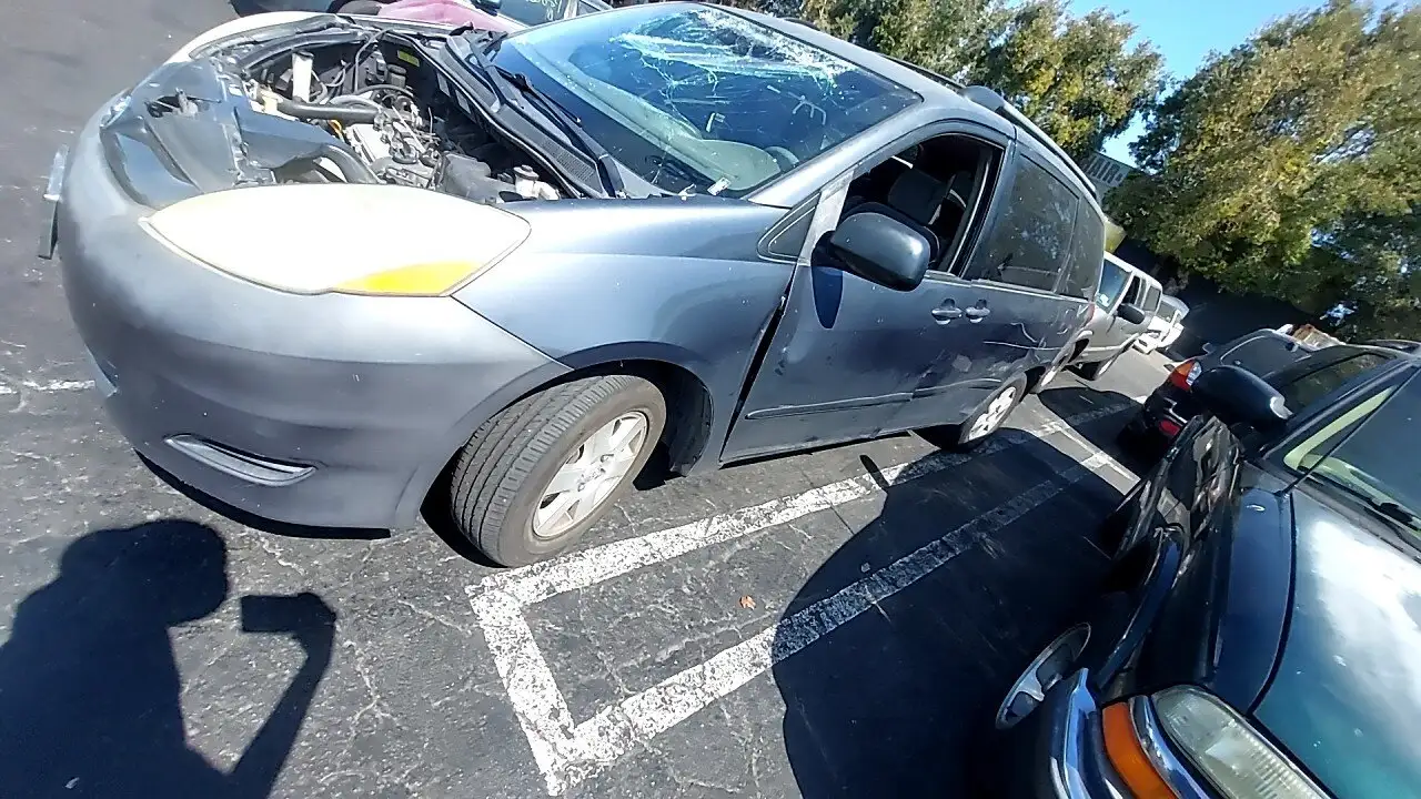 Photo of 2006 Toyota Sienna
