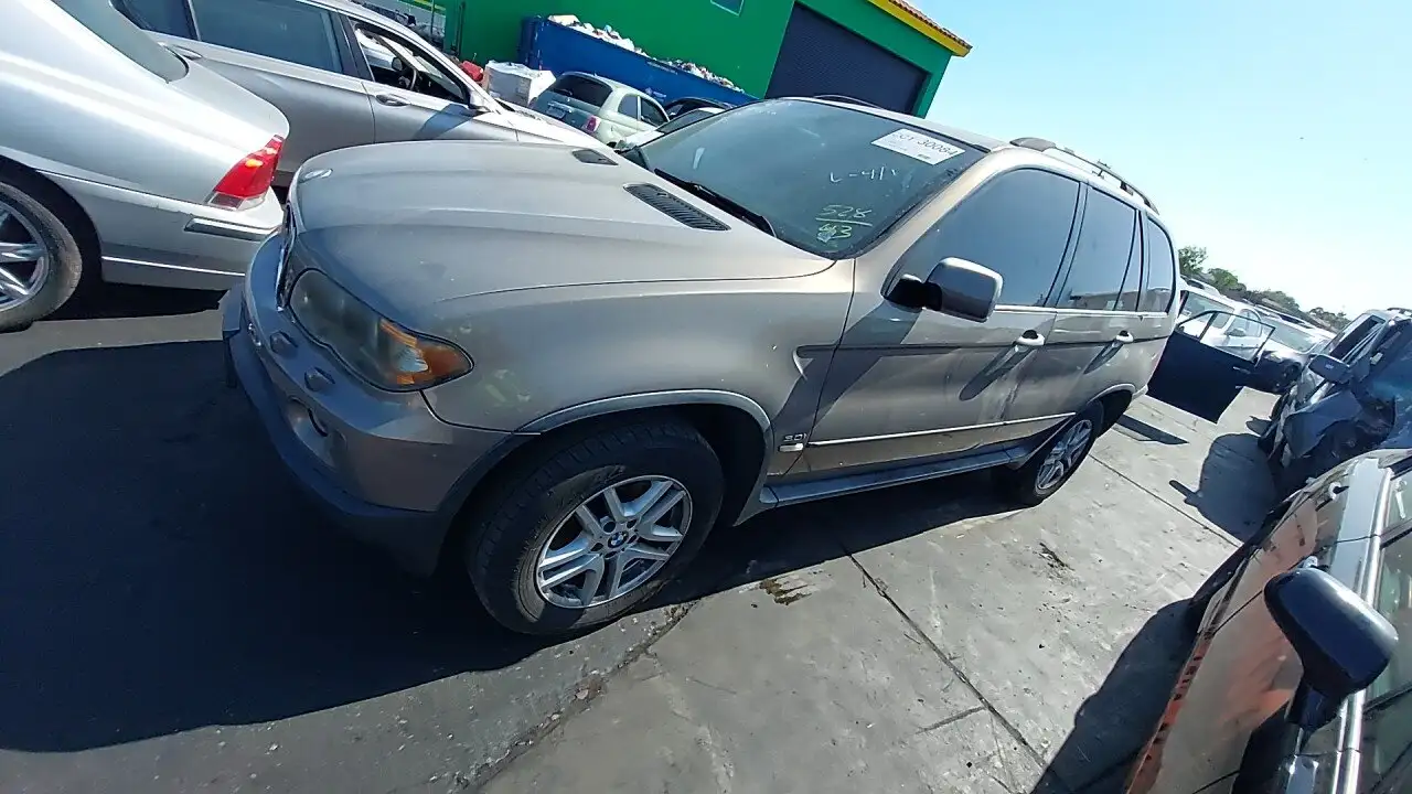 Photo of 2005 Bmw X5