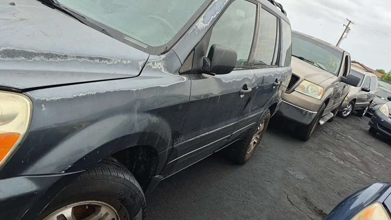 Photo of 2005 Honda Pilot