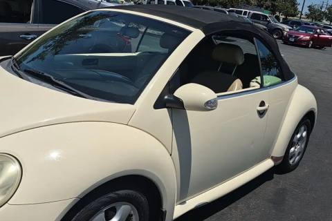 Photo of 2003 Volkswagen Beetle