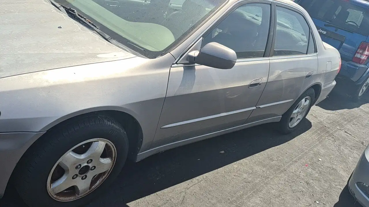 Photo of 2000 Honda Accord