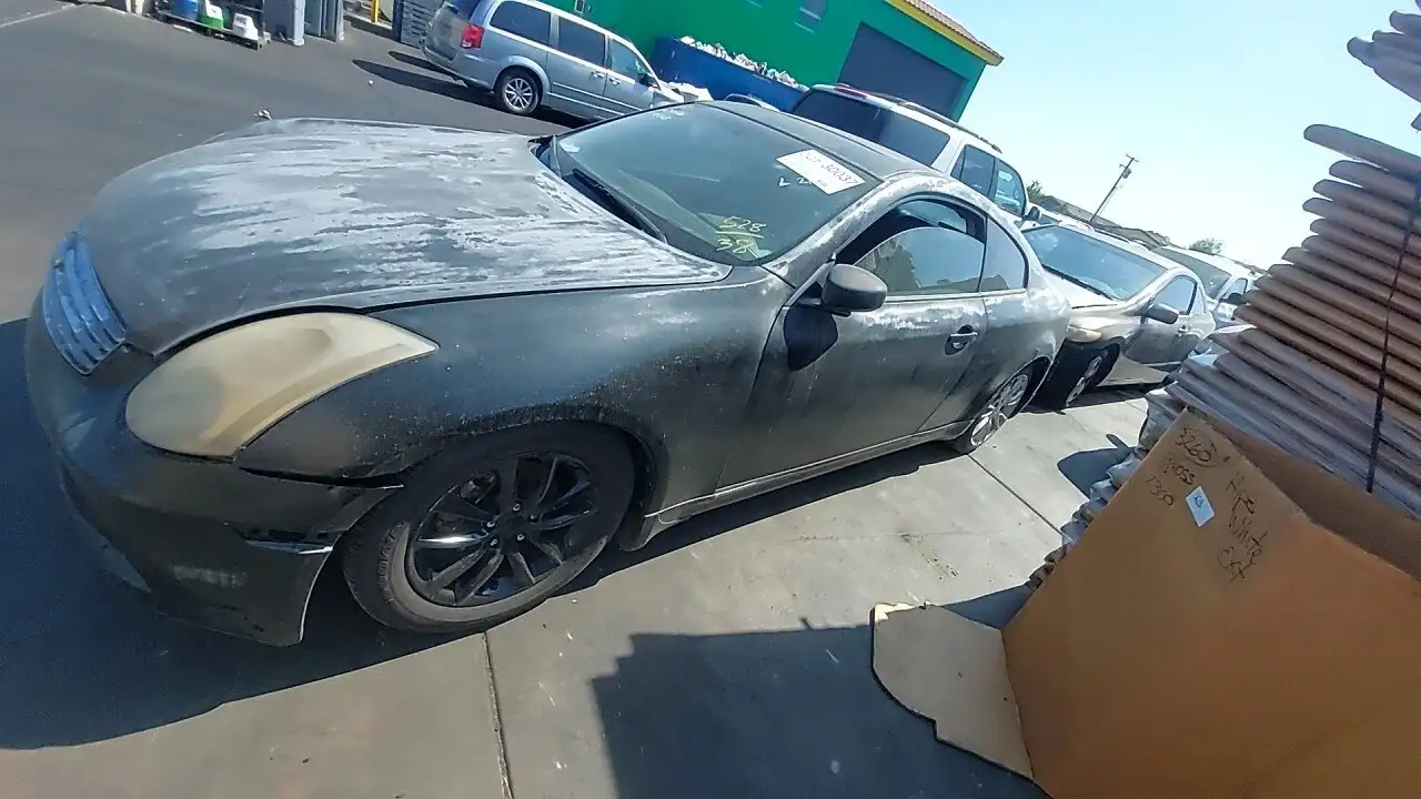 Photo of 2004 Infiniti G35