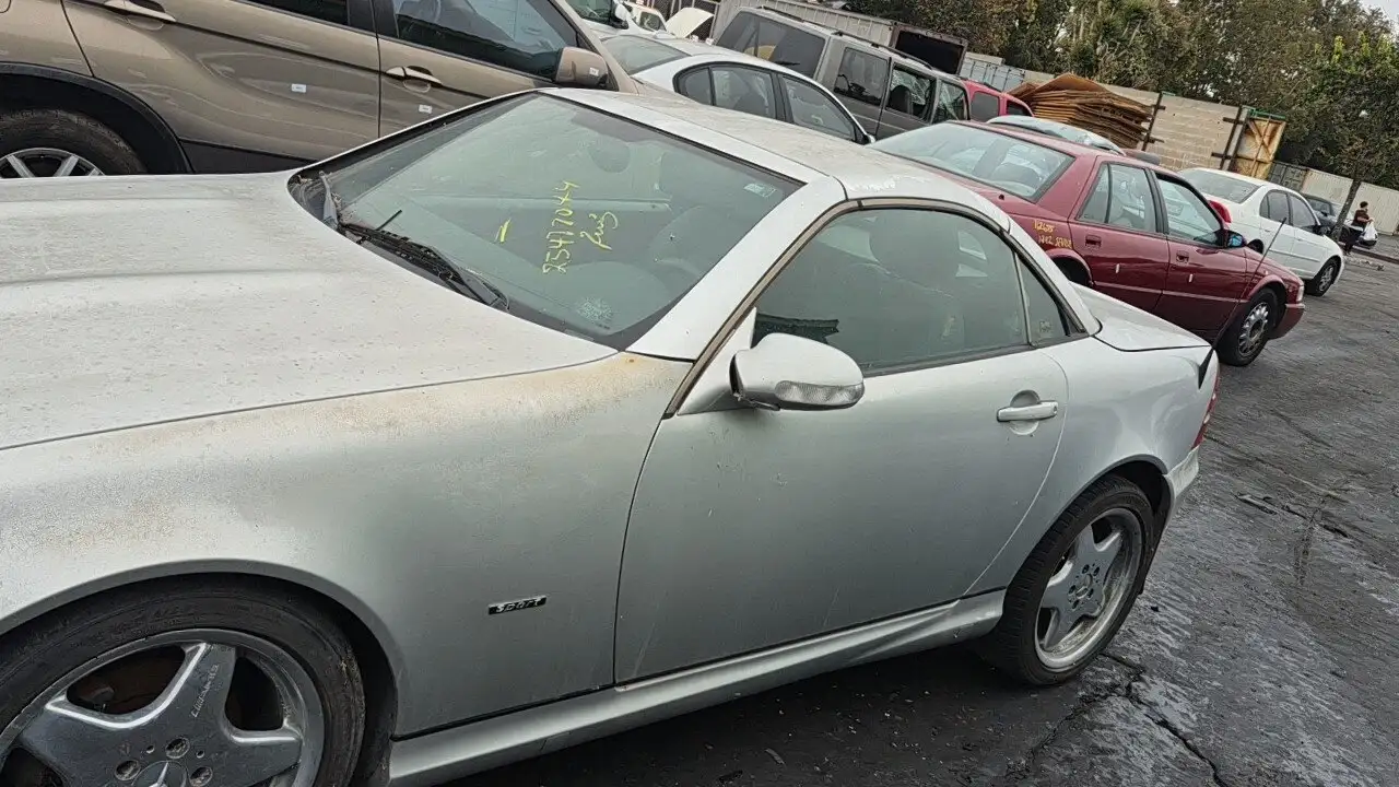 Photo of 2001 Mercedes-Benz Slk230