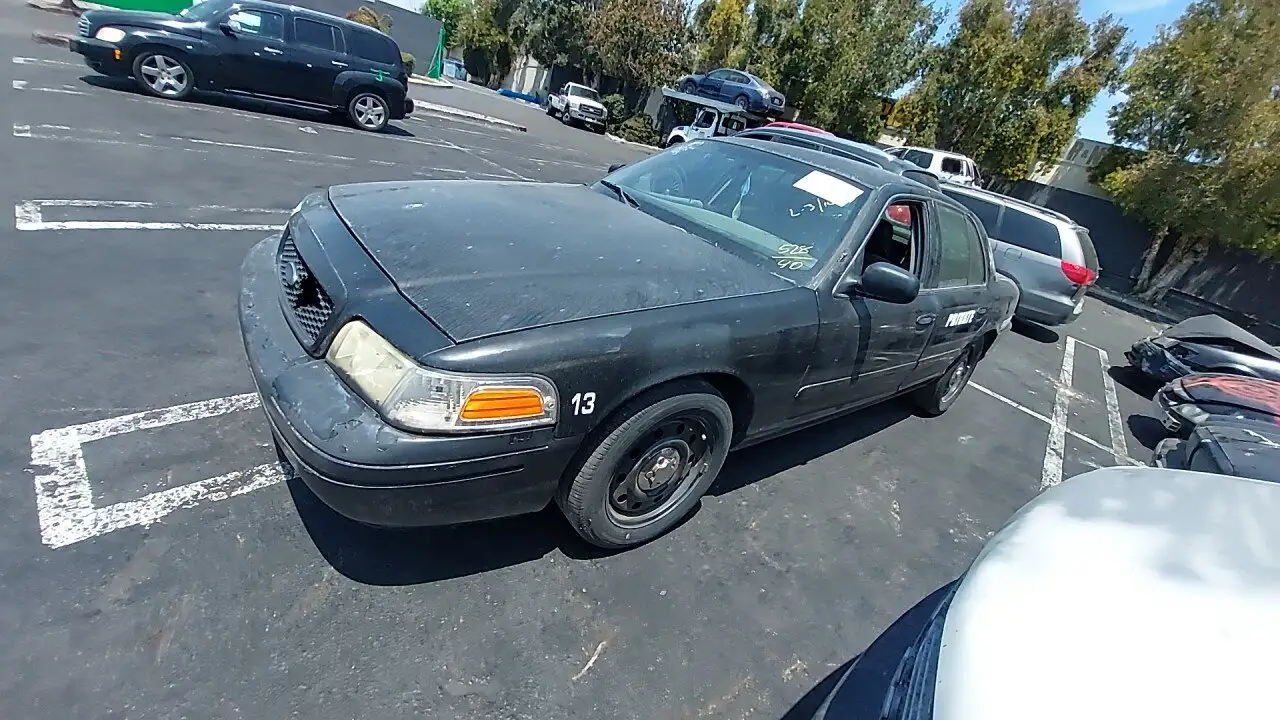 Photo of 2008 Ford Crown Victoria
