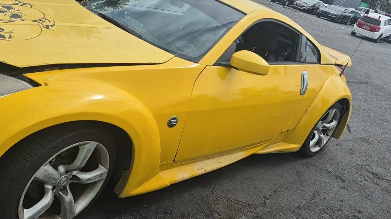 Photo of 2005 Nissan 350Z
