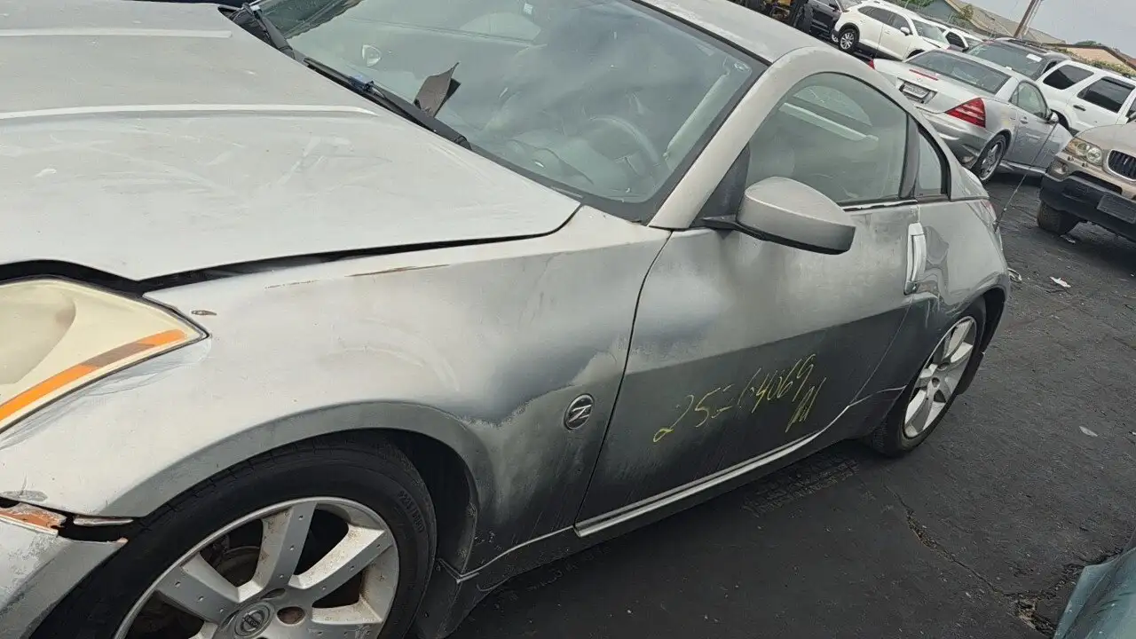 Photo of 2005 Nissan 350Z