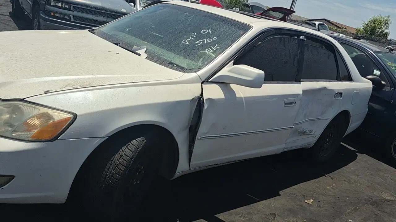 Photo of 2001 Toyota Avalon