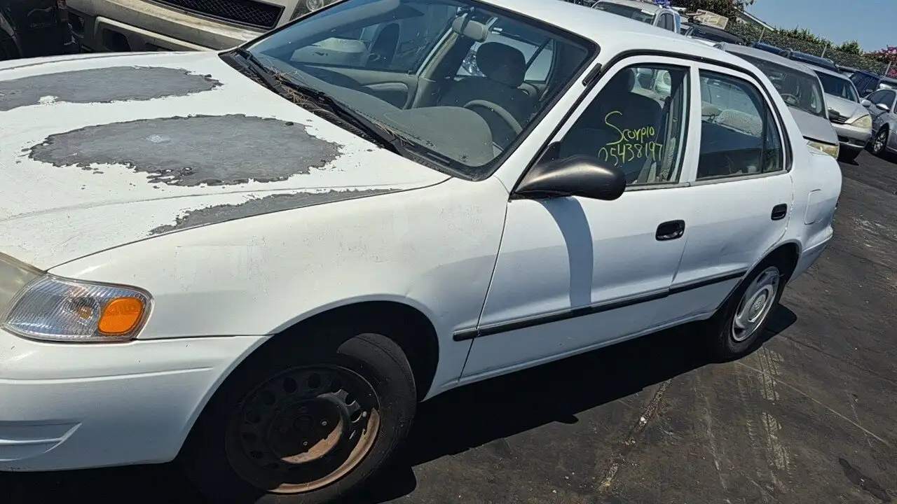 Photo of 2000 Toyota Corolla