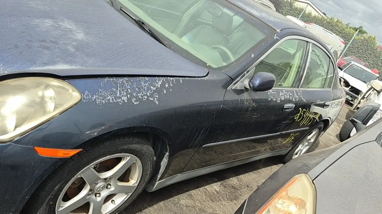 Photo of 2004 Infiniti G35