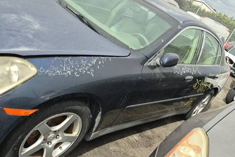 Photo of 2004 Infiniti G35