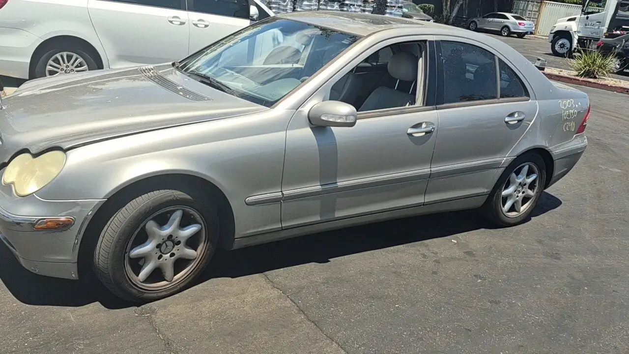 Photo of 2003 Mercedes-Benz C240