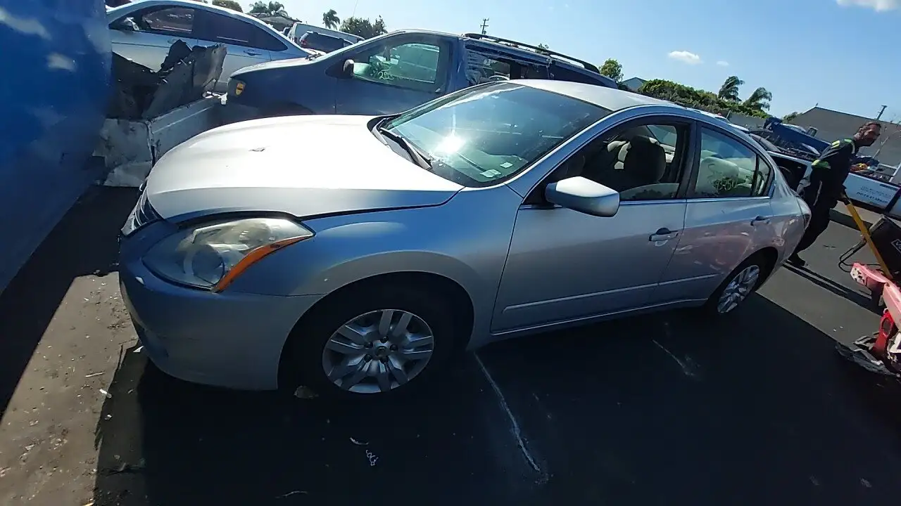 Photo of 2010 Nissan Altima
