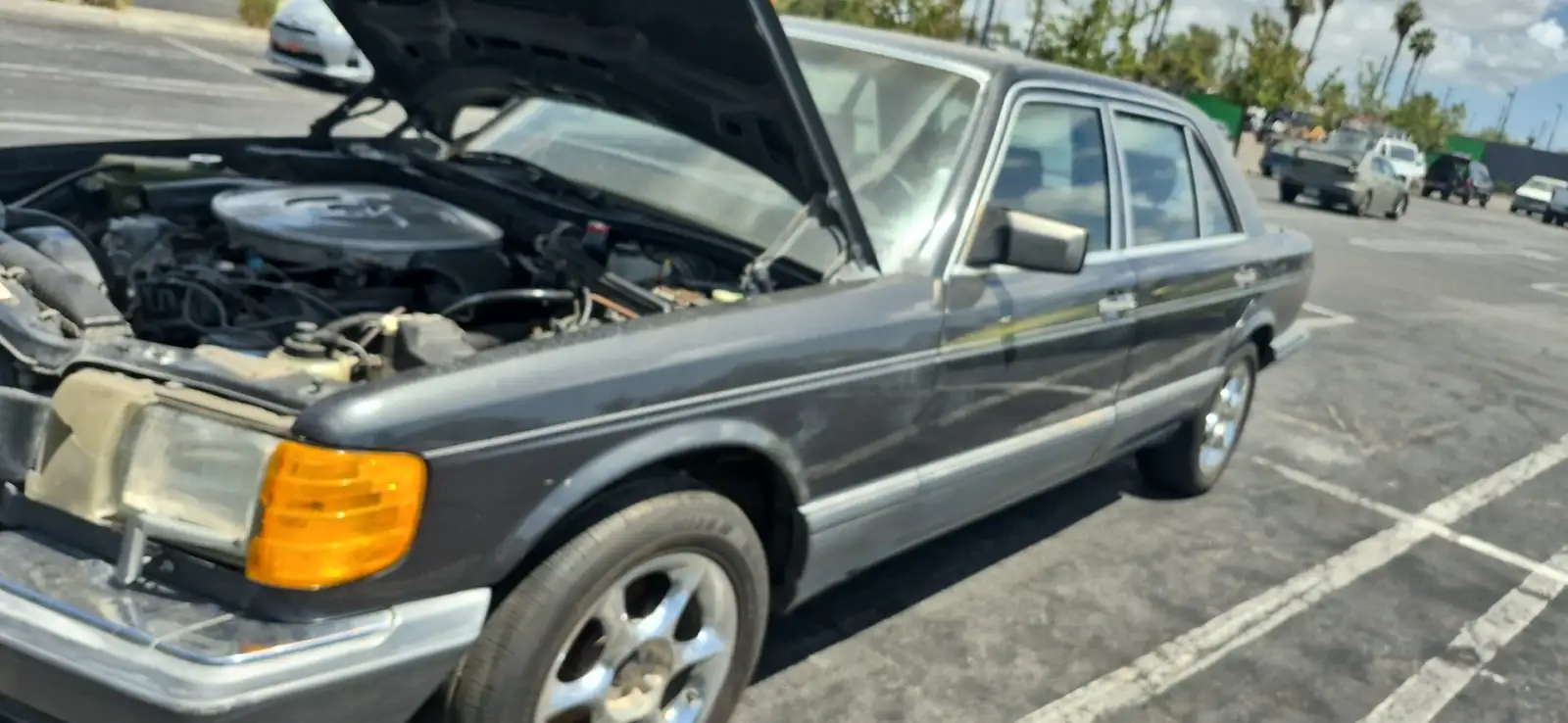 Photo of 1989 Mercedes-Benz 560Sel