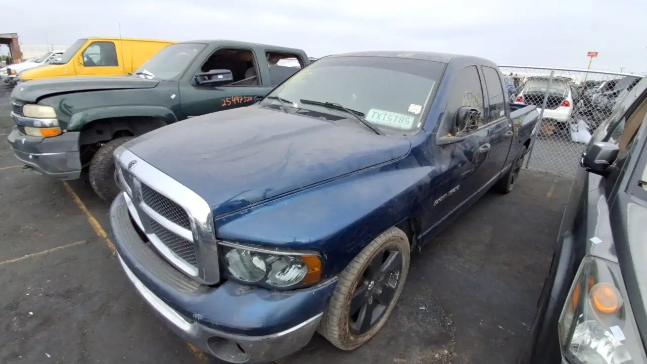 Photo of 2003 Dodge Ram 1500