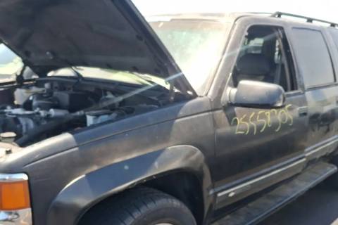 Photo of 1996 Chevrolet K1500 Suburban
