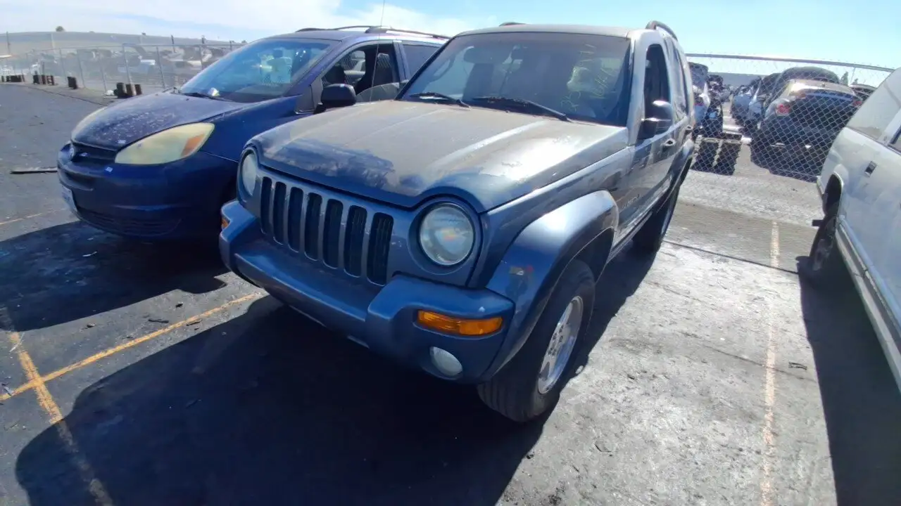 Photo of 2002 Jeep Liberty