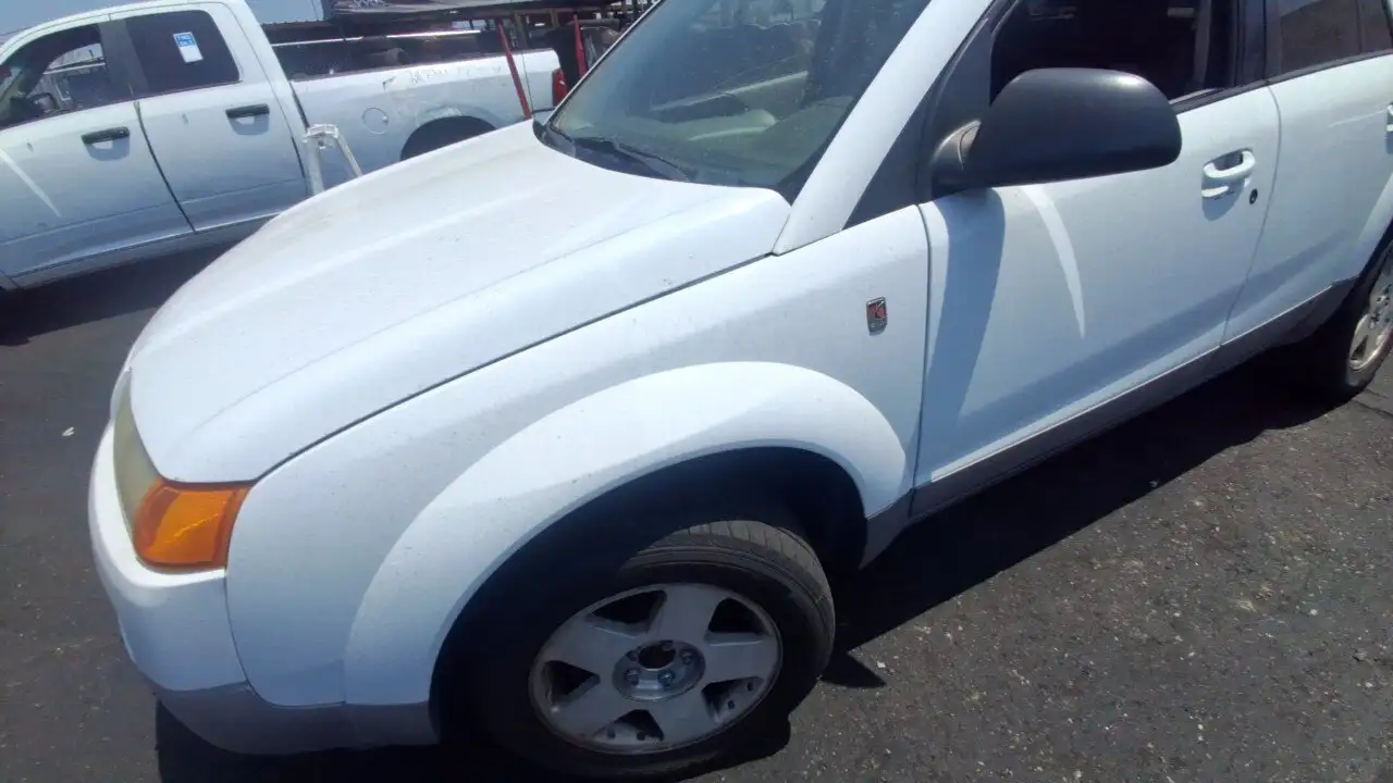 Photo of 2004 Saturn Vue