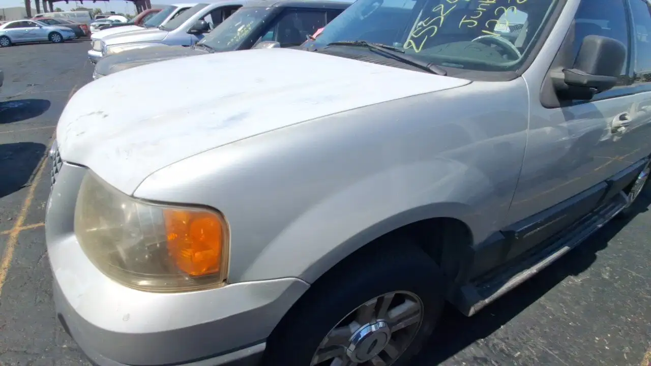 Photo of 2005 Ford Expedition