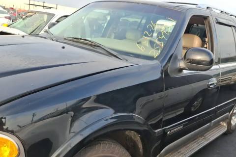 Photo of 1998 Lincoln Navigator