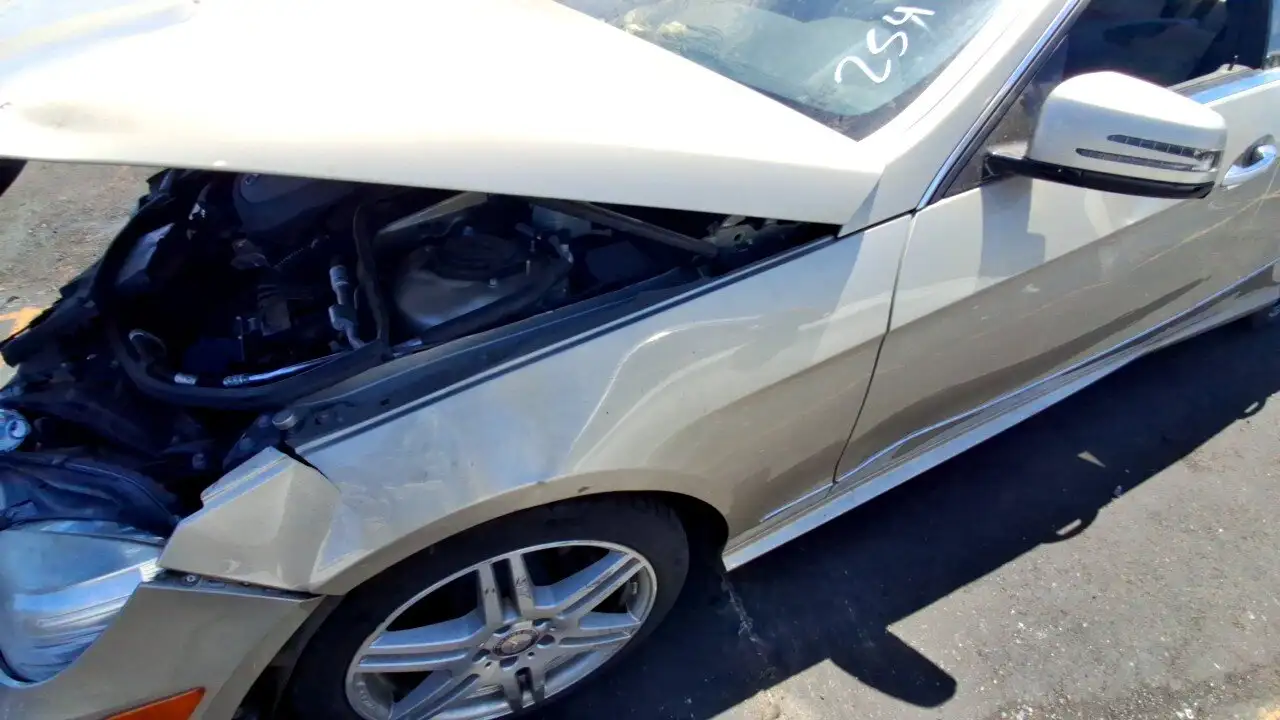 Photo of 2010 Mercedes-Benz E350