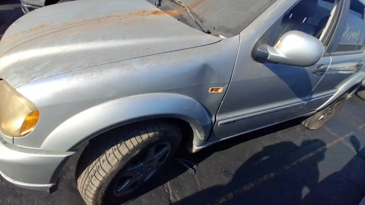Photo of 2001 Mercedes-Benz Ml320