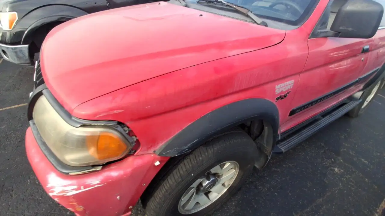 Photo of 2001 Mitsubishi Montero Sport