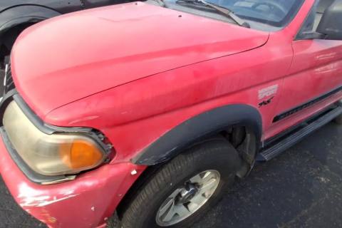 Photo of 2001 Mitsubishi Montero Sport