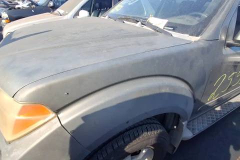 Photo of 2005 Nissan Pathfinder