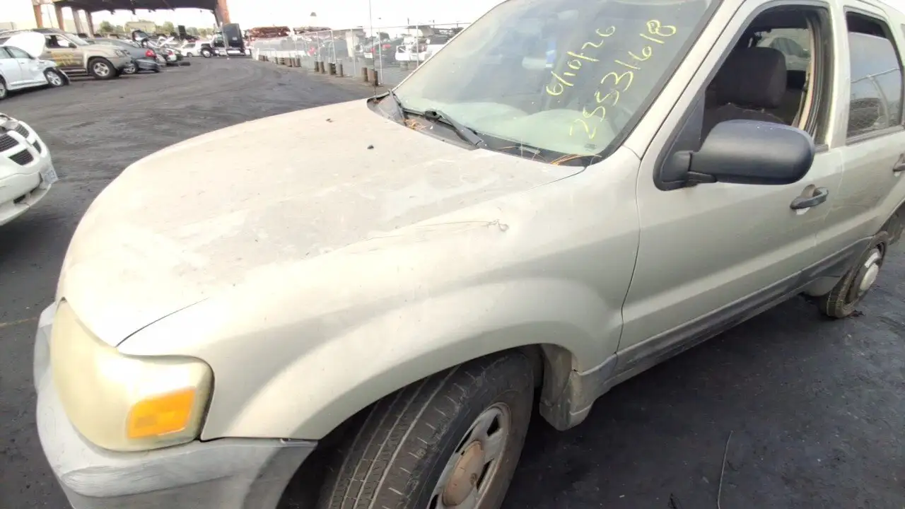 Photo of 2005 Ford Escape