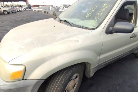 Photo of 2005 Ford Escape